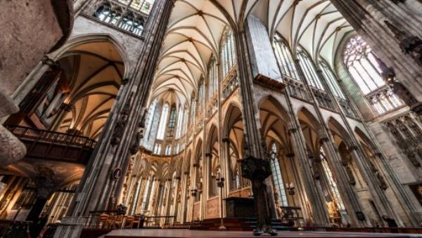 科隆的科尔纳多姆大教堂(德国):曾经是世界上最高的建筑